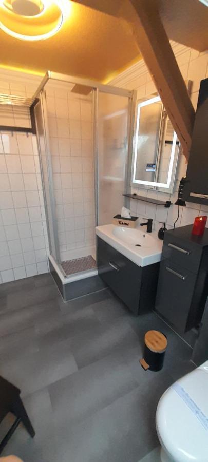 Best-preis -vip Lounge- Mit Netflix, Self-check-in, Ebike Ladestation, Fahrradraum, Wlan Und Netflix - Direkt Am Elberadweg Im Herzen Von Wittenberge