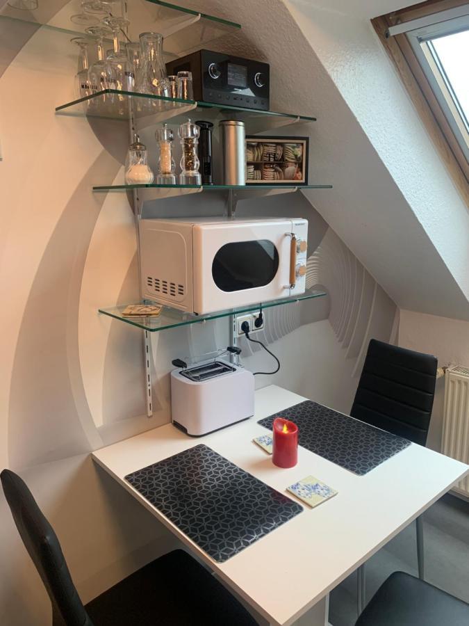 Best-preis -vip Lounge- Mit Netflix, Self-check-in, Ebike Ladestation, Fahrradraum, Wlan Und Netflix - Direkt Am Elberadweg Im Herzen Von *